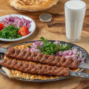 Adana Kebabı: Efsanevi Lezzetin Sırrı