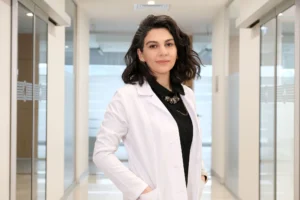 Periodontoloji Uzmanı Dr. Öğr. Üyesi Nihal Bahar