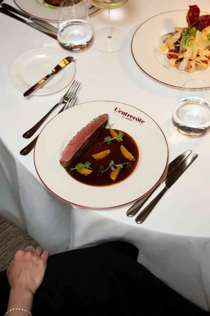 L’Entrecôte at Library