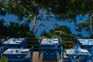 Ters Köşe Restoran’ın açık hava masaları