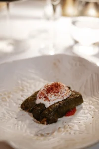 Lil’a Kapadokya Hafızası menüsünden yaprak sarma tabağı