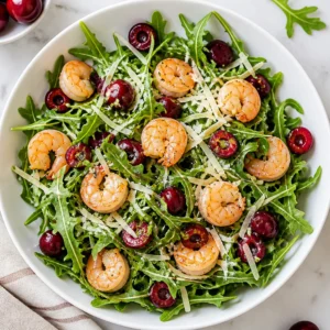Rokalı Karides Salatası